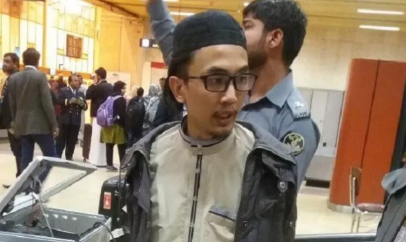 Karachi: suspected IS member detained at airport