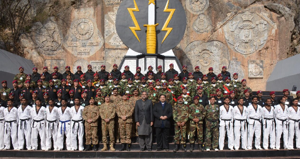 PM Abbasi visits SSG Headquarters