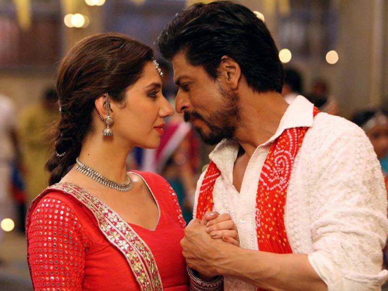 ‘Raees’ with Mahira Khan, puts SRK in trouble