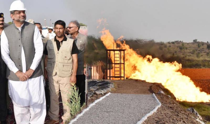 PM Abbasi inaugurates gas supply project in Mianwali