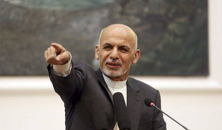 Second Afghan governor defies President Ghani