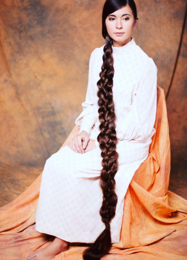Aliia reveals how she cares her long hair