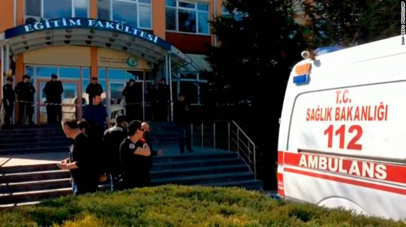 4 killed, 3 injured in Turkey university shooting 