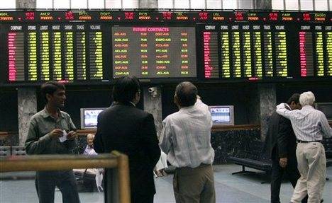 KSE-100 dips by 260 points on last day of week