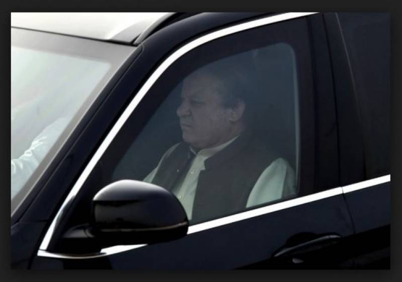 Nawaz, Maryam leave for London to visit ailing Kulsoom
