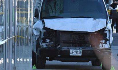 Footage: Nine dead, 16 injured as van hits pedestrians in Toronto