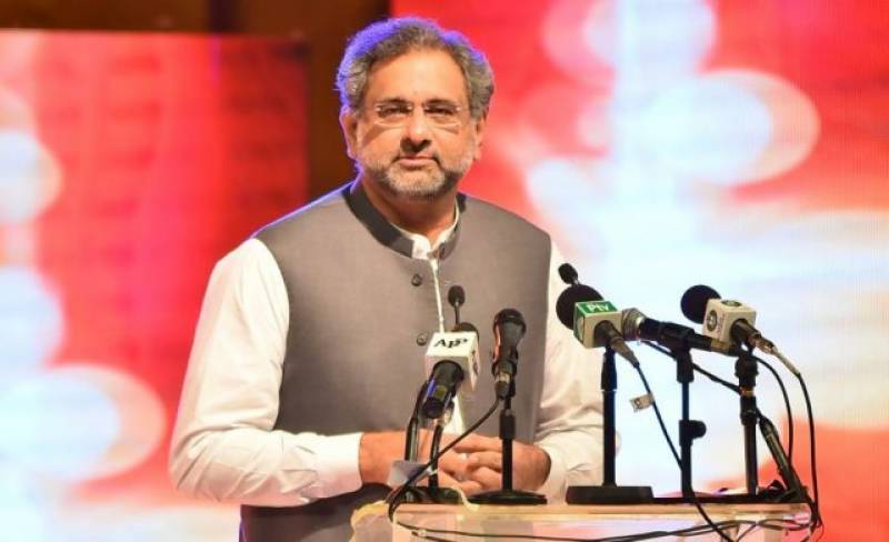 Visible difference can be seen between PML-N, PTI performance: PM Abbasi