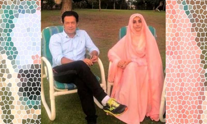 Imran Khan, wife in Bani Gala, picture goes viral