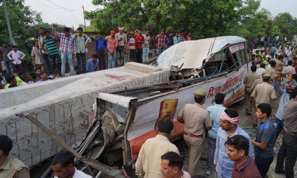 India flyover collapses, kills at least 18