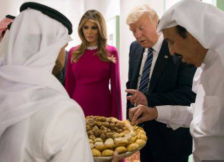 Trump to hold first-ever Iftar dinner