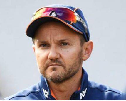 New Zealand cricket coach Mike Hesson resigns