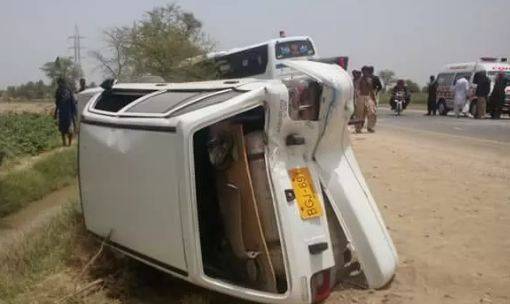 11 dead, 18 injured in road mishap near Nawabshah