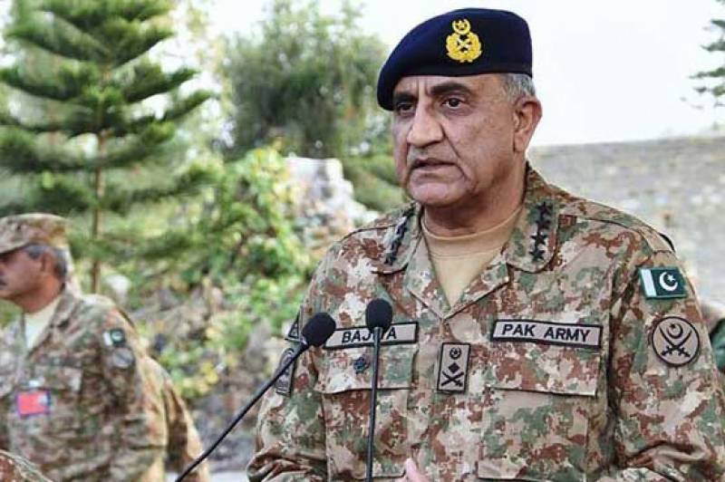 Army chief attends Siraj Raisani’s funeral prayer