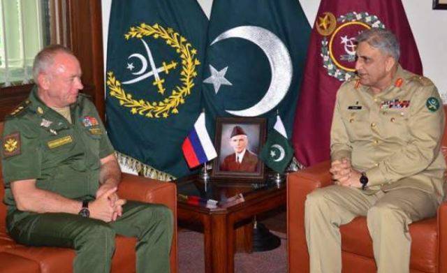 Russian Deputy Defence Minister meets COAS Bajwa