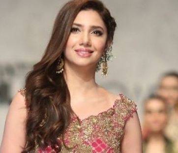 Proud to call you my prime minister, says Mahira Khan to PM Khan