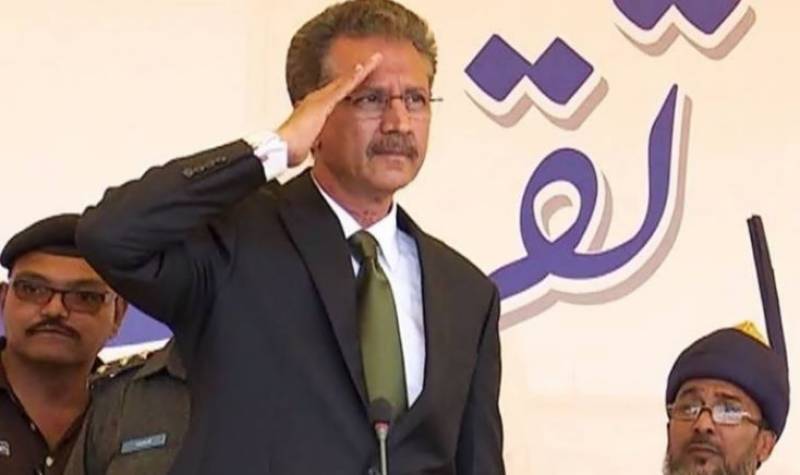 Karachi Mayor Waseem Akhtar's official car snatched at gunpoint