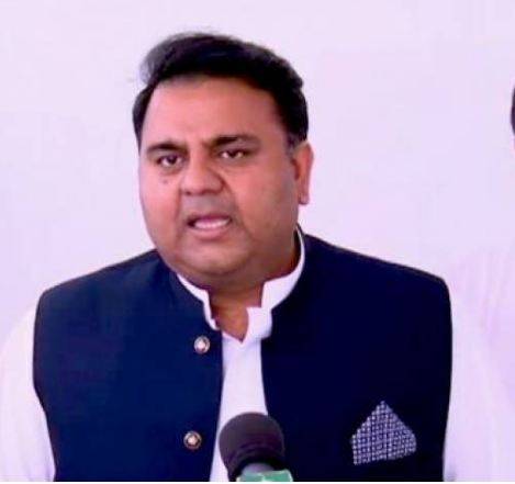 Air Marshal Arshad Mahmood Malik appointed PIA chairman: Fawad Chaudhry