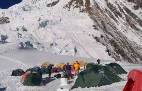 Search underway for 9 climbers killed on Nepal peak