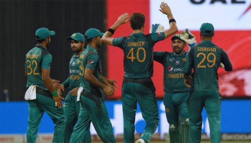 Pakistan beat Australia by 11 runs in second T20 to win series