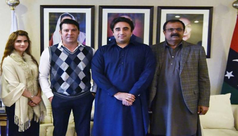 Film star Moammar Rana joins PPP