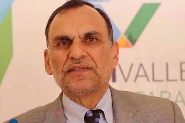 President Alvi accepts Azam Swati's resignation from ministry