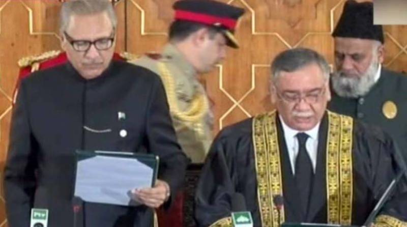 Justice Asif Saeed Khosa takes oath as 26th Chief Justice of Pakistan