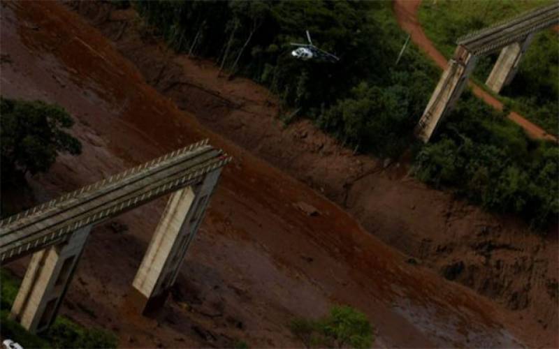 Nine dead, more than 300 missing in Brazil dam collapse