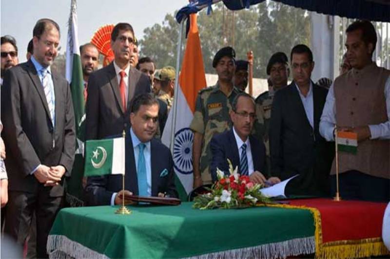 Pakistan, India sign Kartarpur Corridor agreement