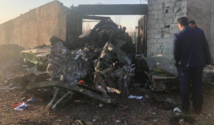 Ukrainian airplane crashes in Iran, killing all 176 on board