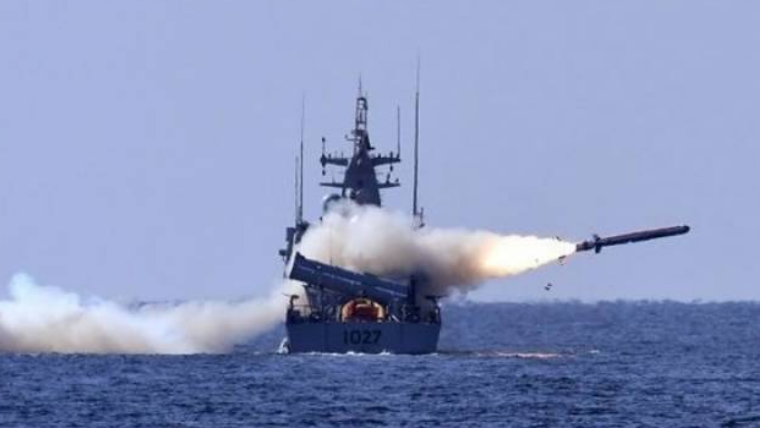 Pakistan Navy successfully demonstrates anti-ship missile firing in Arabian Sea