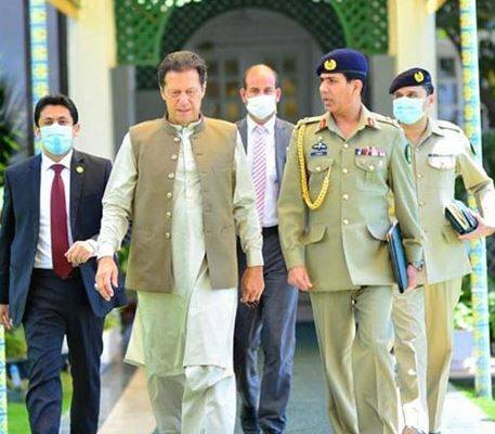 PM Imran announces to lift lockdown in phases starting Saturday