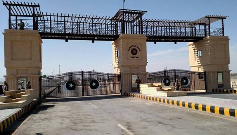 Pakistan opens Taftan border with Iran to resume trade activities