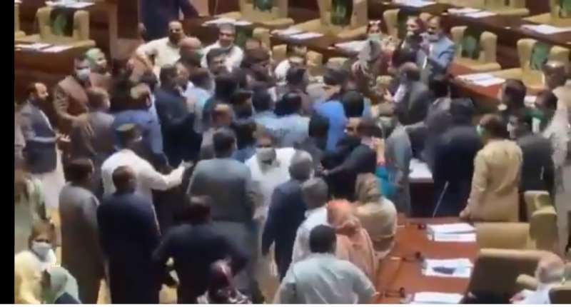 Rumpus in Sindh Assembly as PTI lawmakers scuffle with dissident MPAs
