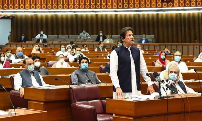 PM Imran to seek vote of confidence from parliament on Saturday