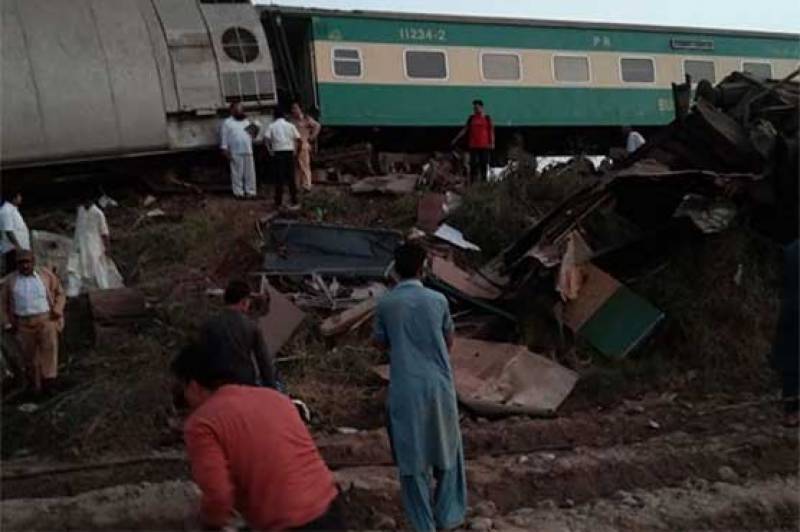 Death toll in Ghotki train crash rises to 63
