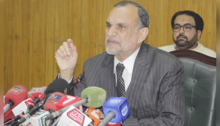 Federal minister Azam Swati accuses ECP of taking bribes