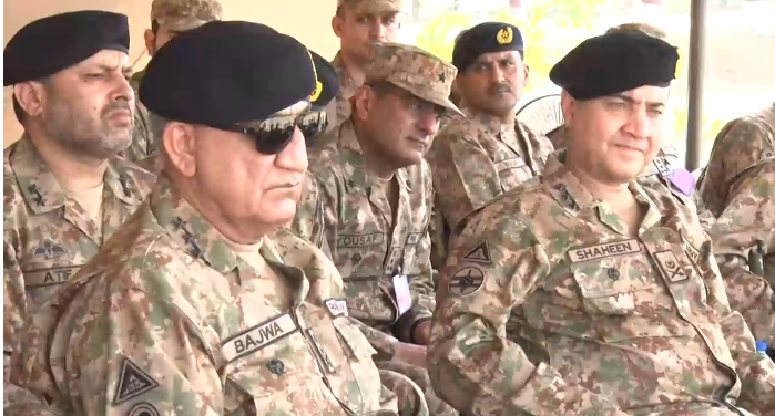 COAC Bajwa visits War Game session at Kharian