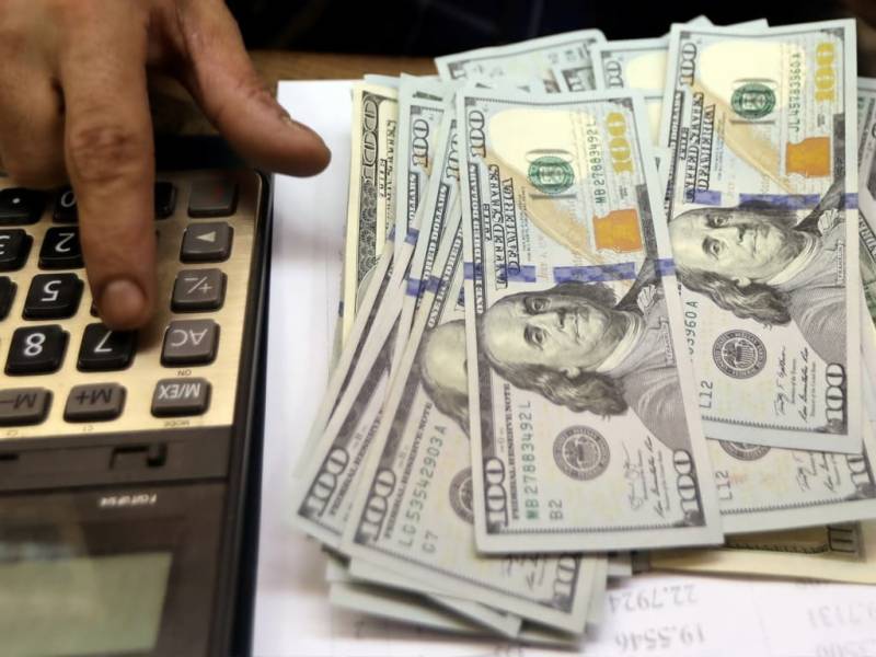 UAE to invest $1 billion in Pakistan