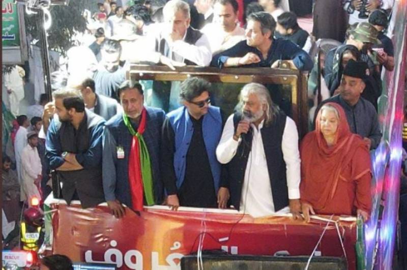 PTI's long march resumes from Lala Musa