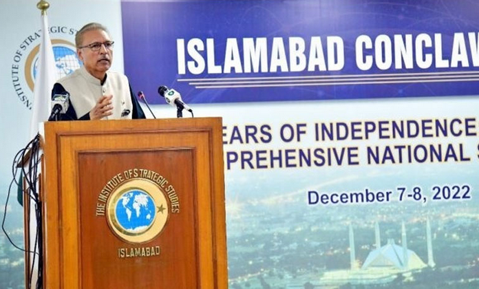 President Alvi urges to reduce political polarization through democratic means