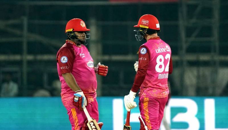 PSL 8: Islamabad United beat Karachi Kings by 4 wickets