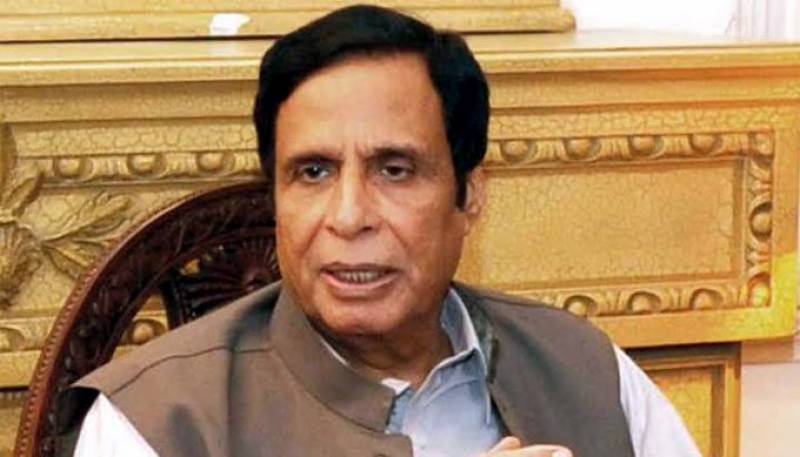 Parvez Elahi booked on terror charges for 'attacking' law enforcers during raid