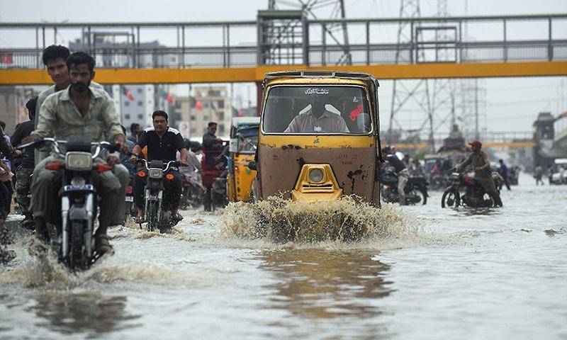 Heavy rain lashes Lahore, other cities in Punjab