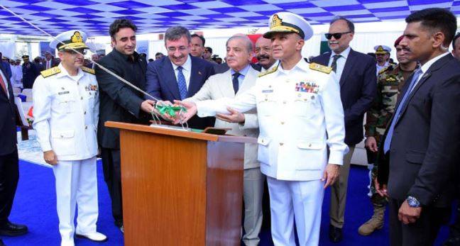 PM emphasises enhanced bilateral strategic ties between Pakistan, Turkiye