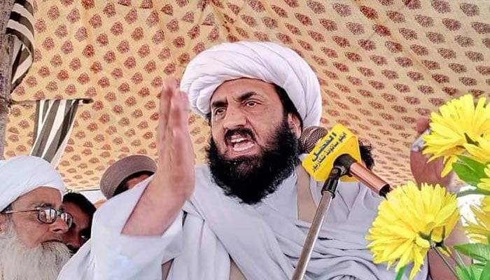 JUI-F's Hafiz Hamdullah among 11 injured in Mastung blast