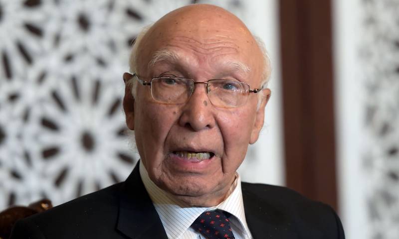 Former finance minister Sartaj Aziz passes away 