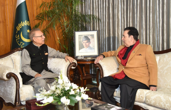 President Alvi, Gilgit-Baltistan governor discuss overall situation in region