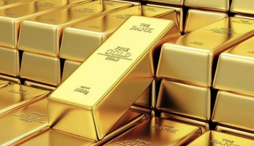 Gold price in Pakistan decreases by Rs500 per tola