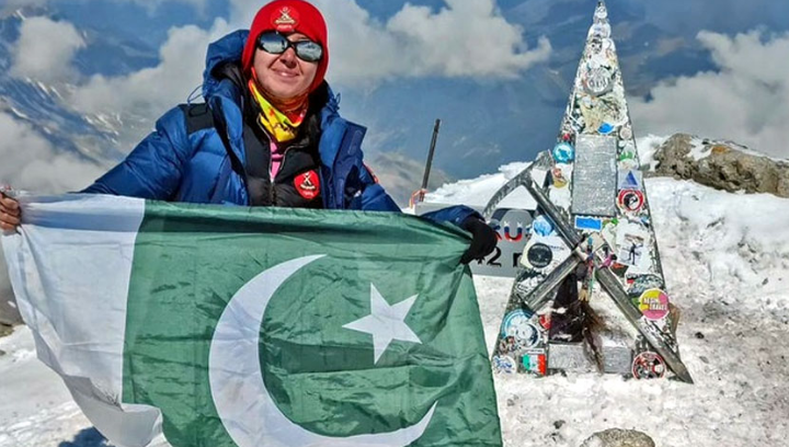 Samar Khan becomes first Pakistani woman to snowboard Europe’s highest peak