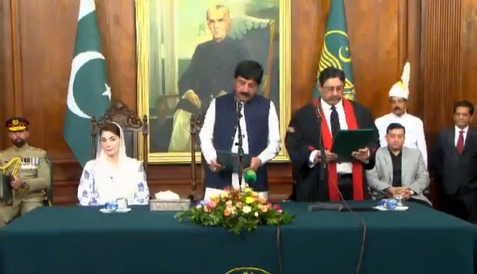 Justice Shujaat Ali Khan takes oath as acting LHC CJ